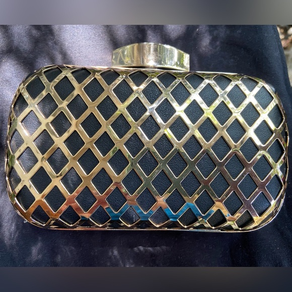 EVENING CLUTCH Gold metal/black. ◾️ - Picture 7 of 7